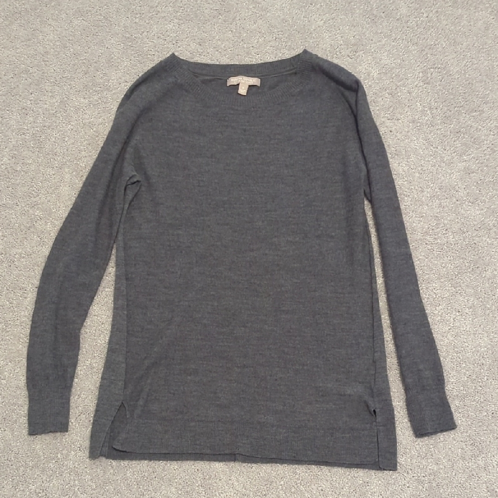 Banana Republic Charcoal Crew Neck Sweater